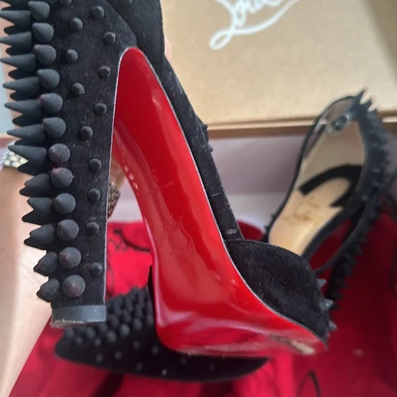Spiked Louboutin heels sz 38 - Picture 11 of 14